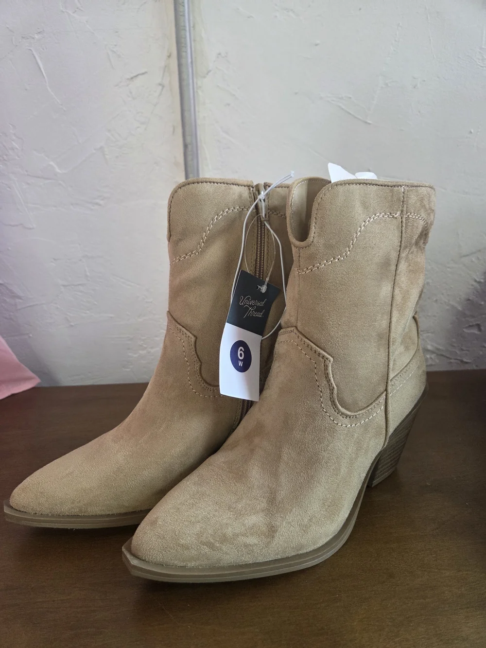Universal Thread Women's Suede Ankle Booties in Tan NEW